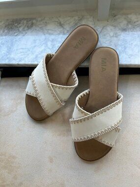 Women's Slip-on Flat Heel - White Sandals by Mia - Size 8